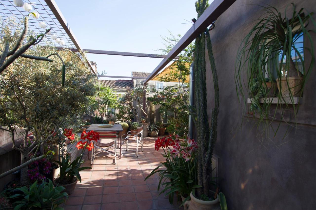 Tre Vie Apartment Con Terrazzo Giardino Pensile Catania-Fontanarossai nemzetközi repülőtér Kültér fotó